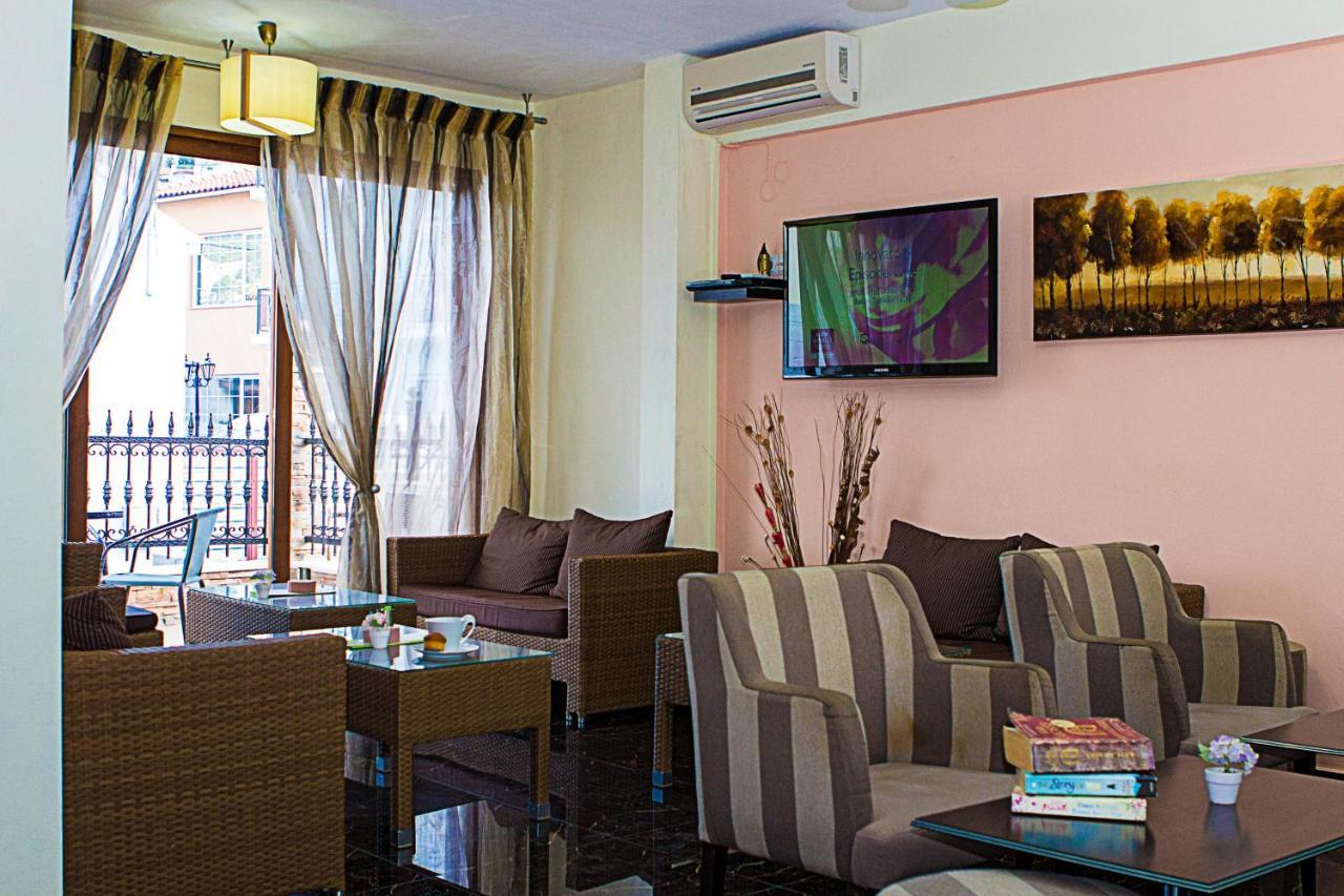 Anthena Studios İskados Dış mekan fotoğraf