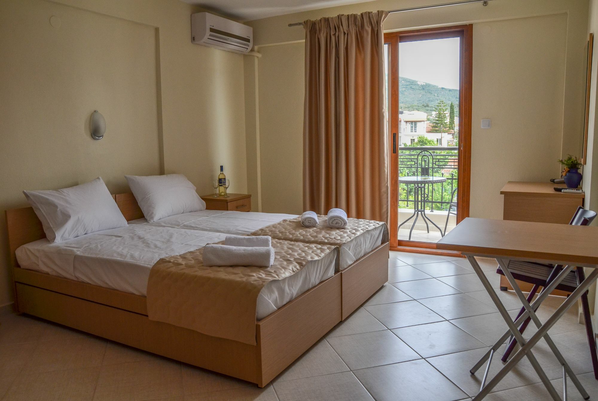 Anthena Studios İskados Dış mekan fotoğraf