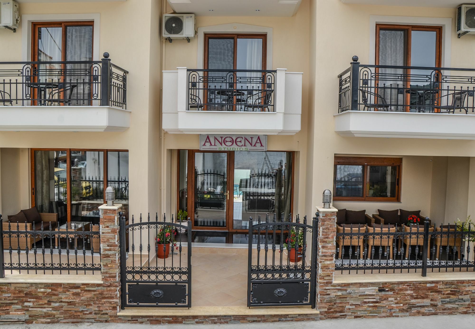 Anthena Studios İskados Dış mekan fotoğraf